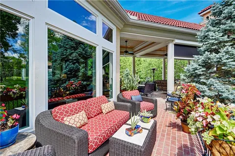 $2,850,000 | 16811 Grace Drive, Loch Lloyd, MO 64012