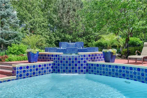 $2,850,000 | 16811 Grace Drive, Loch Lloyd, MO 64012