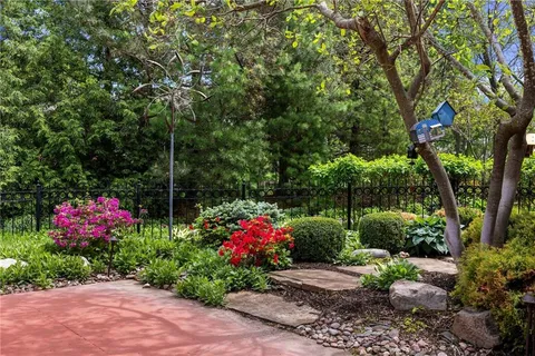 $2,850,000 | 16811 Grace Drive, Loch Lloyd, MO 64012