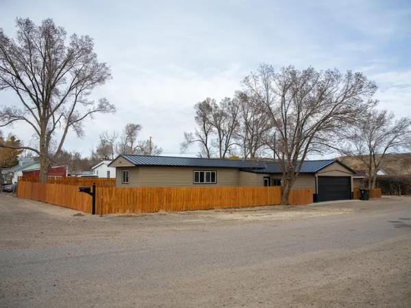 $209,000 | 585 Highland Avenue, Green River, WY 82935