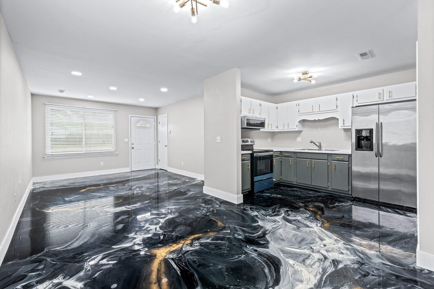 61 Oak Grove Road Goose Creek, SC 29445 - Photo 6 of 16 61 Oak Grove-19
