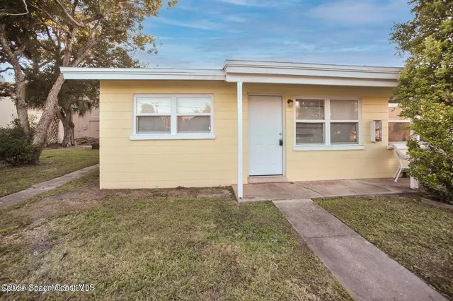 $1,350 | 1420 Avocado Avenue, Unit 15, Melbourne, FL 32935