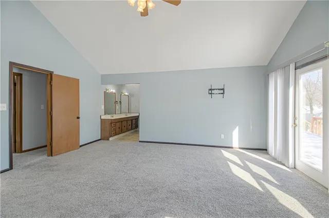 $310,000 | 3925 South Bedford Avenue, Independence, MO 64055