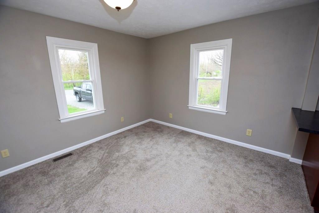 2404-150 Valley Grove Road Anderson, IN 46017 - Photo 14 of 26