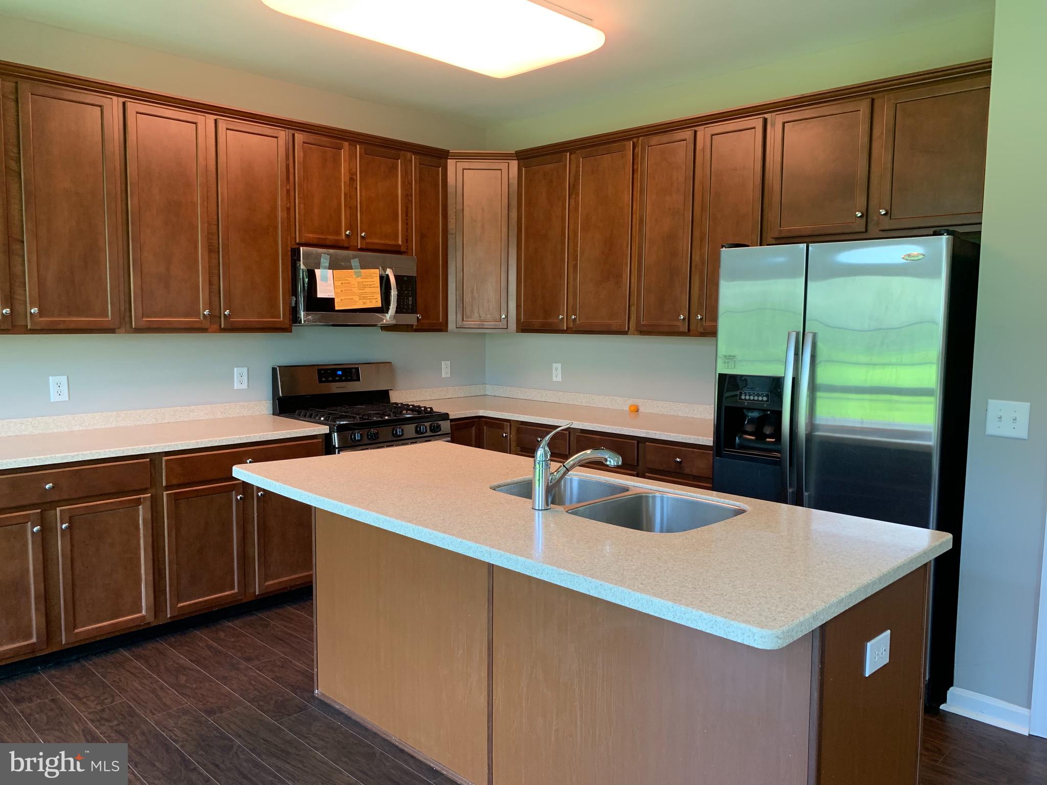 8652 Cascade Road Breinigsville, PA 18031 - Photo 12 of 36 Gallery Image 12