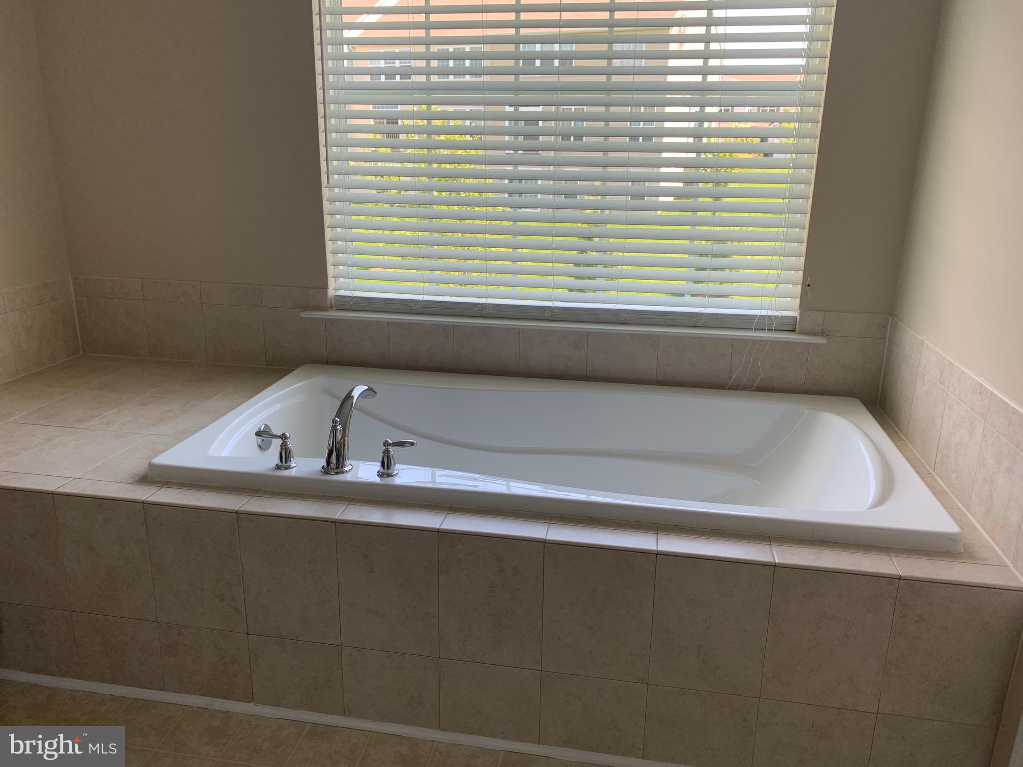 8652 Cascade Road Breinigsville, PA 18031 - Photo 26 of 36 Gallery Image 26