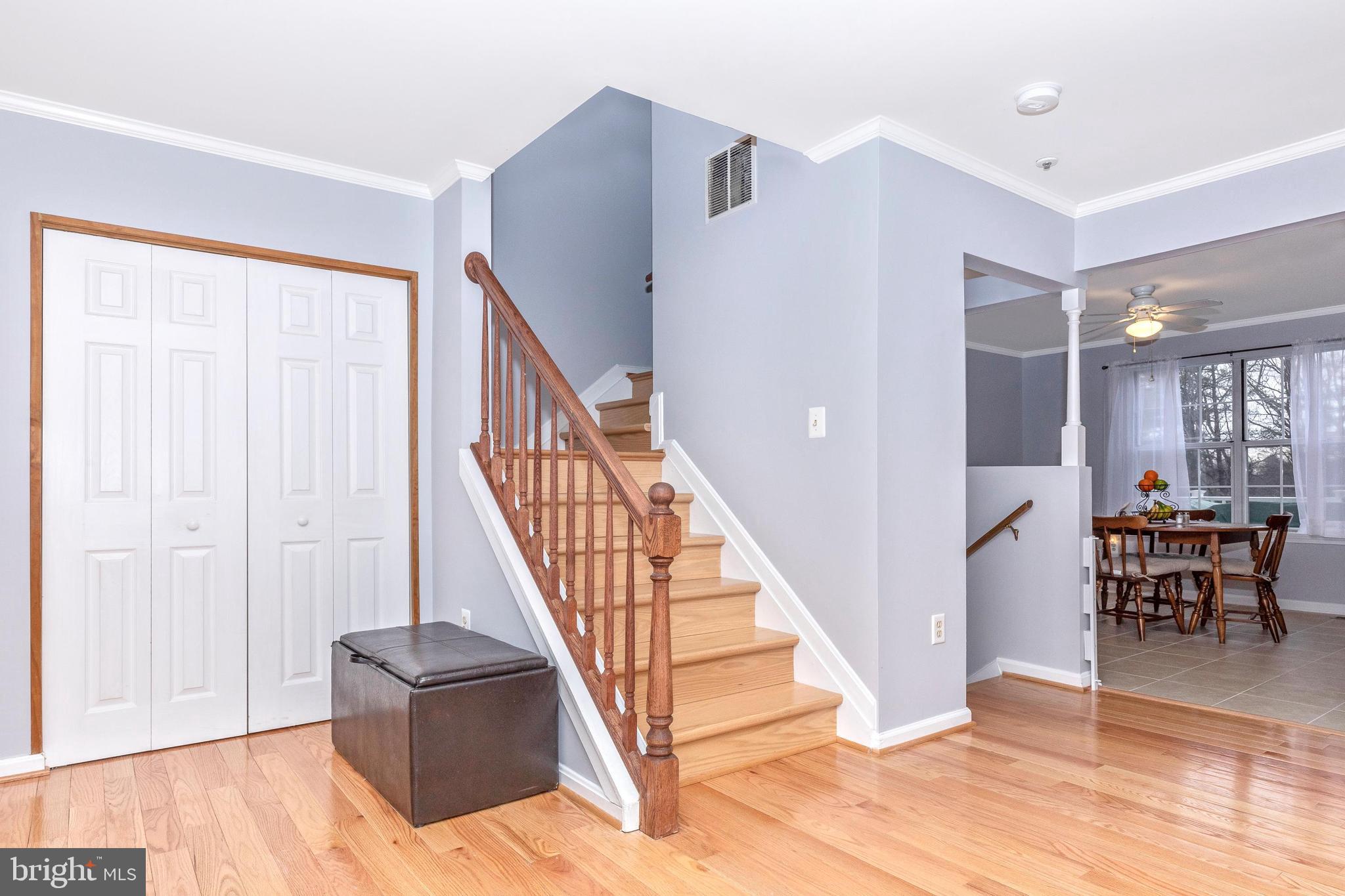 25752 Woodfield Road Damascus, MD 20872 - Photo 17 of 43 stairway