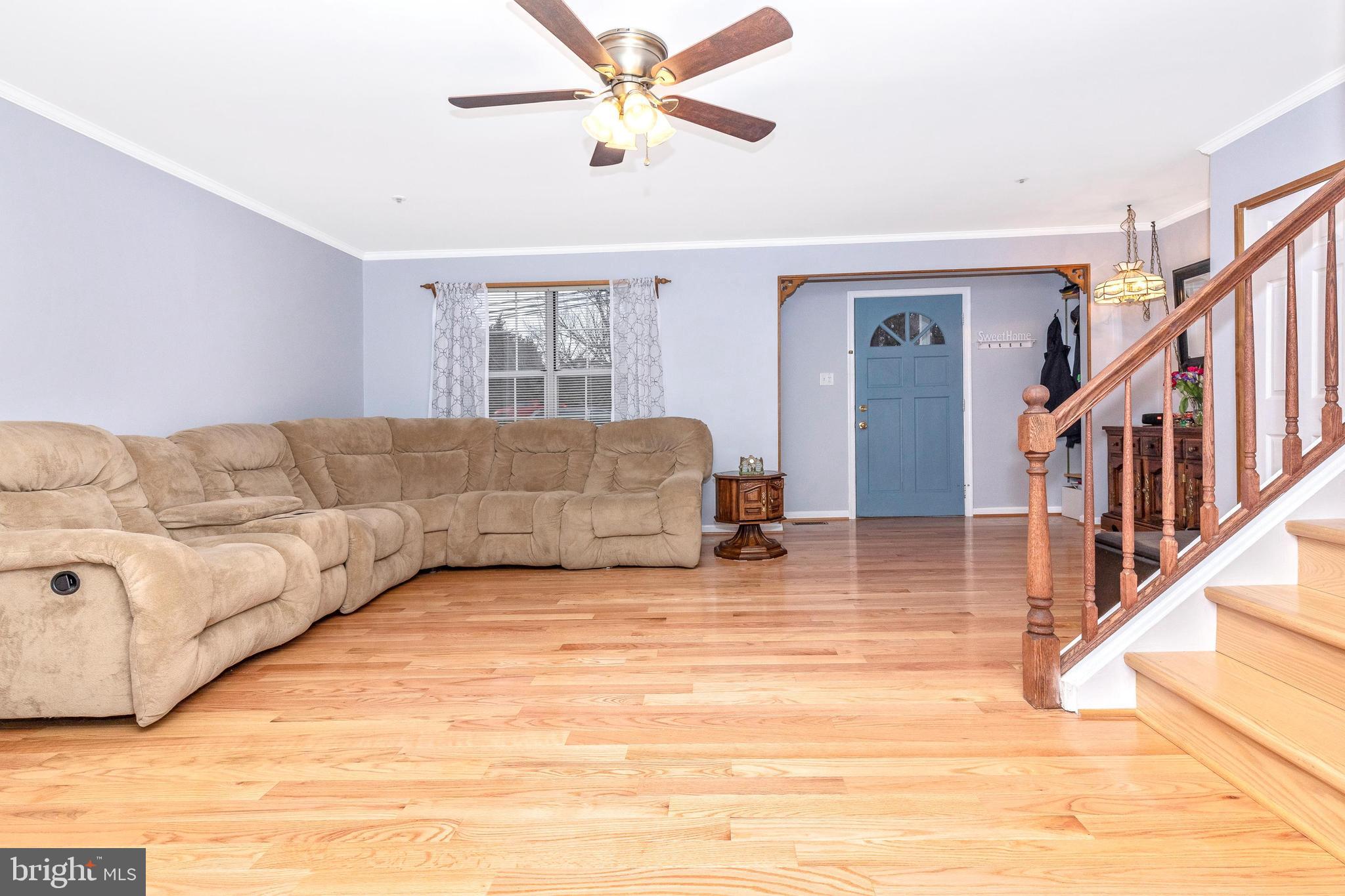 25752 Woodfield Road Damascus, MD 20872 - Photo 3 of 43 hardwoods in main level