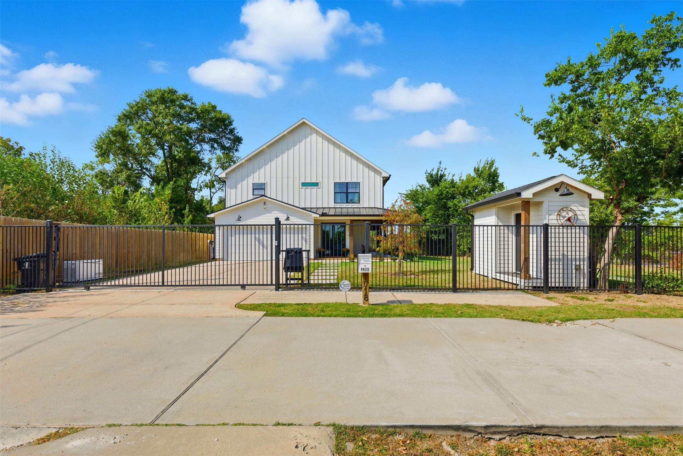 1018 Press Street Houston, TX 77020 - Photo 4 of 31