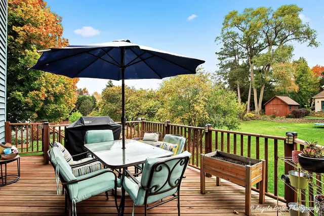 $399,900 | 973 Duvall Drive, Woodstock, IL 60098