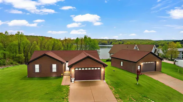 $550,000 | 111 Rachel Lane, Cadiz, KY 42211