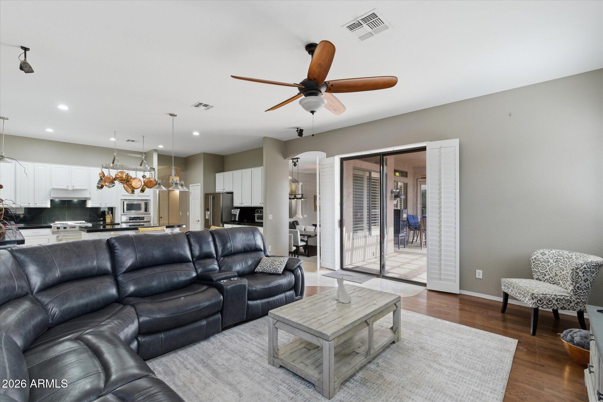 4623 East Red Bird Road Cave Creek, AZ 85331 - Photo 15 of 55 The living side