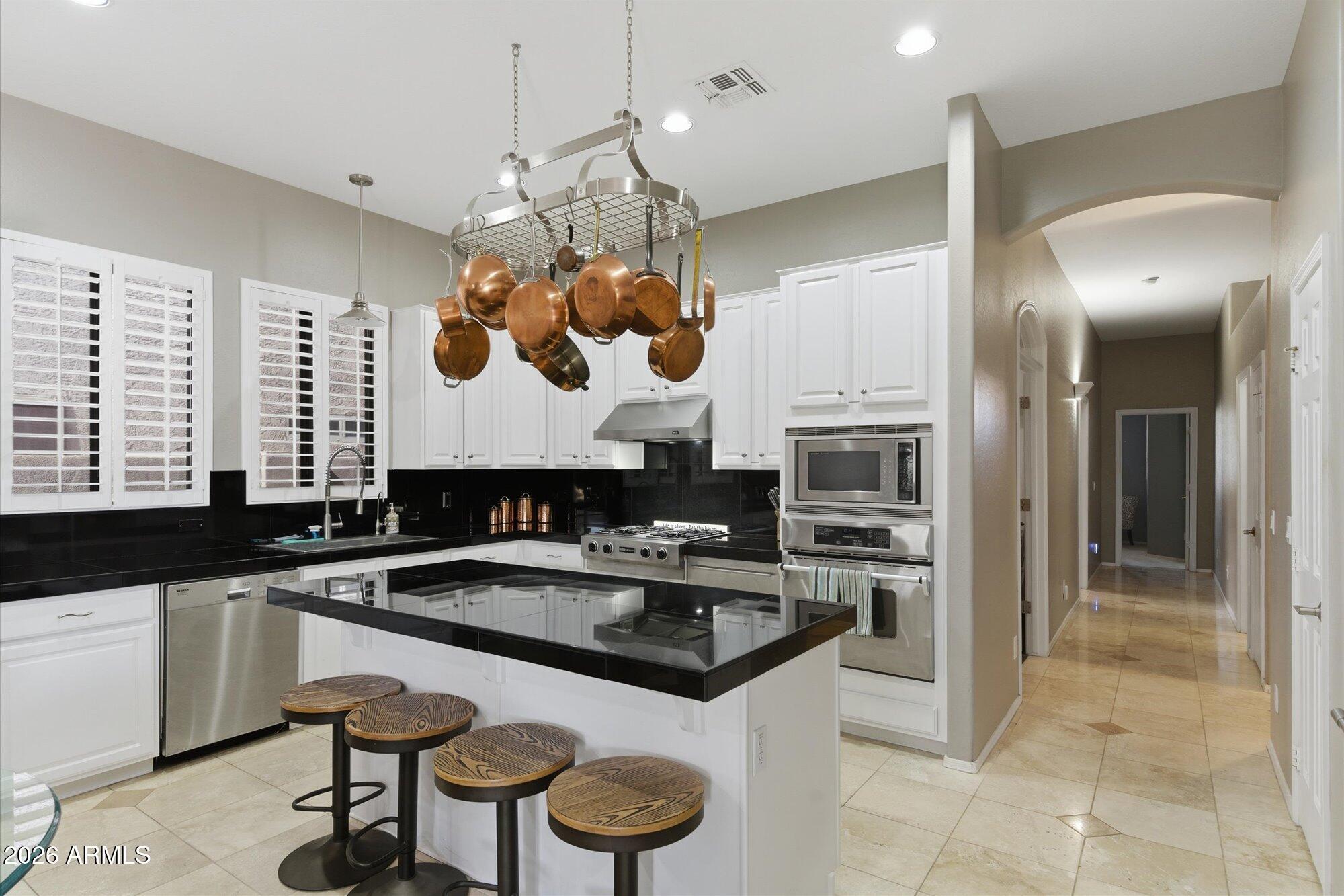 4623 East Red Bird Road Cave Creek, AZ 85331 - Photo 26 of 55 Breakfast bar