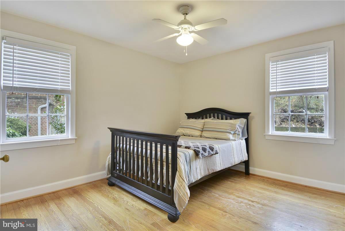 306 Wayne Place Silver Spring, MD 20910 - Photo 15 of 27 Bedroom