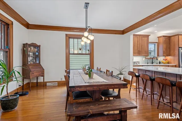 $364,900 | 817 South Park Avenue, Springfield, IL 62704