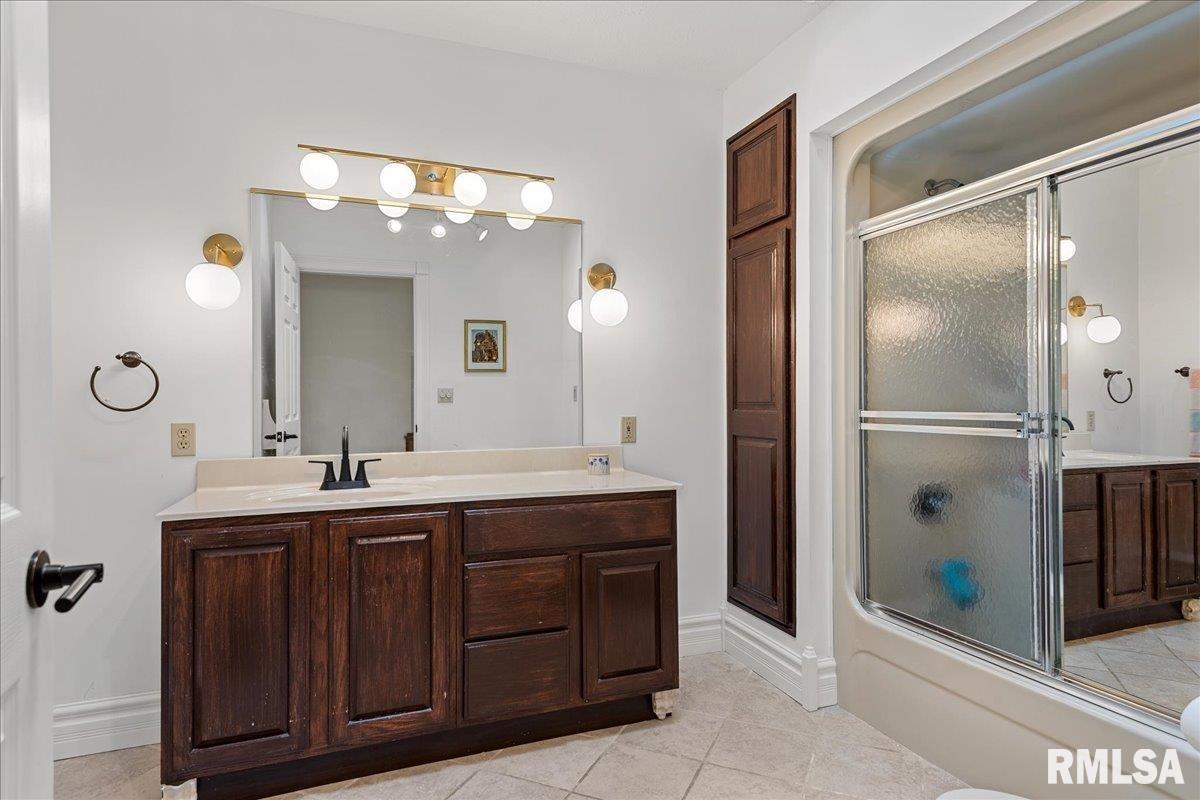 817 South Park Avenue Springfield, IL 62704 - Photo 25 of 51