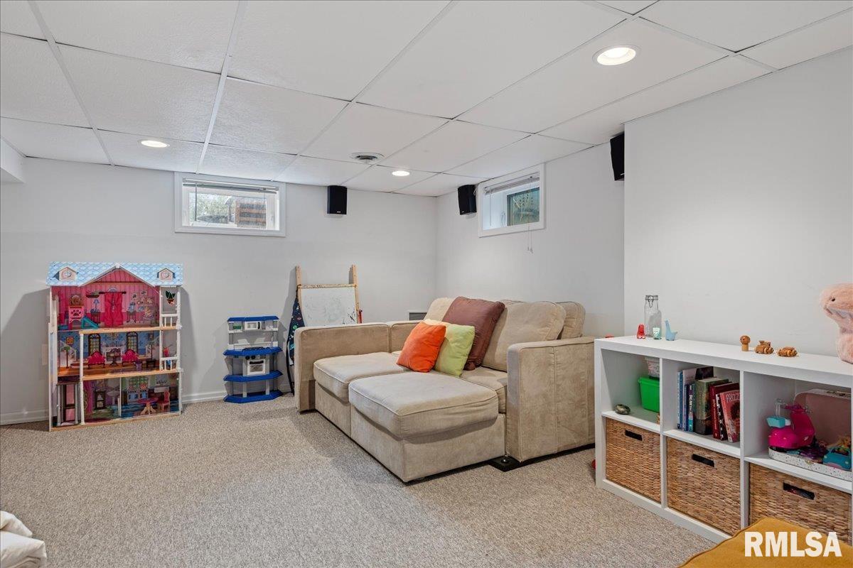 817 South Park Avenue Springfield, IL 62704 - Photo 37 of 51