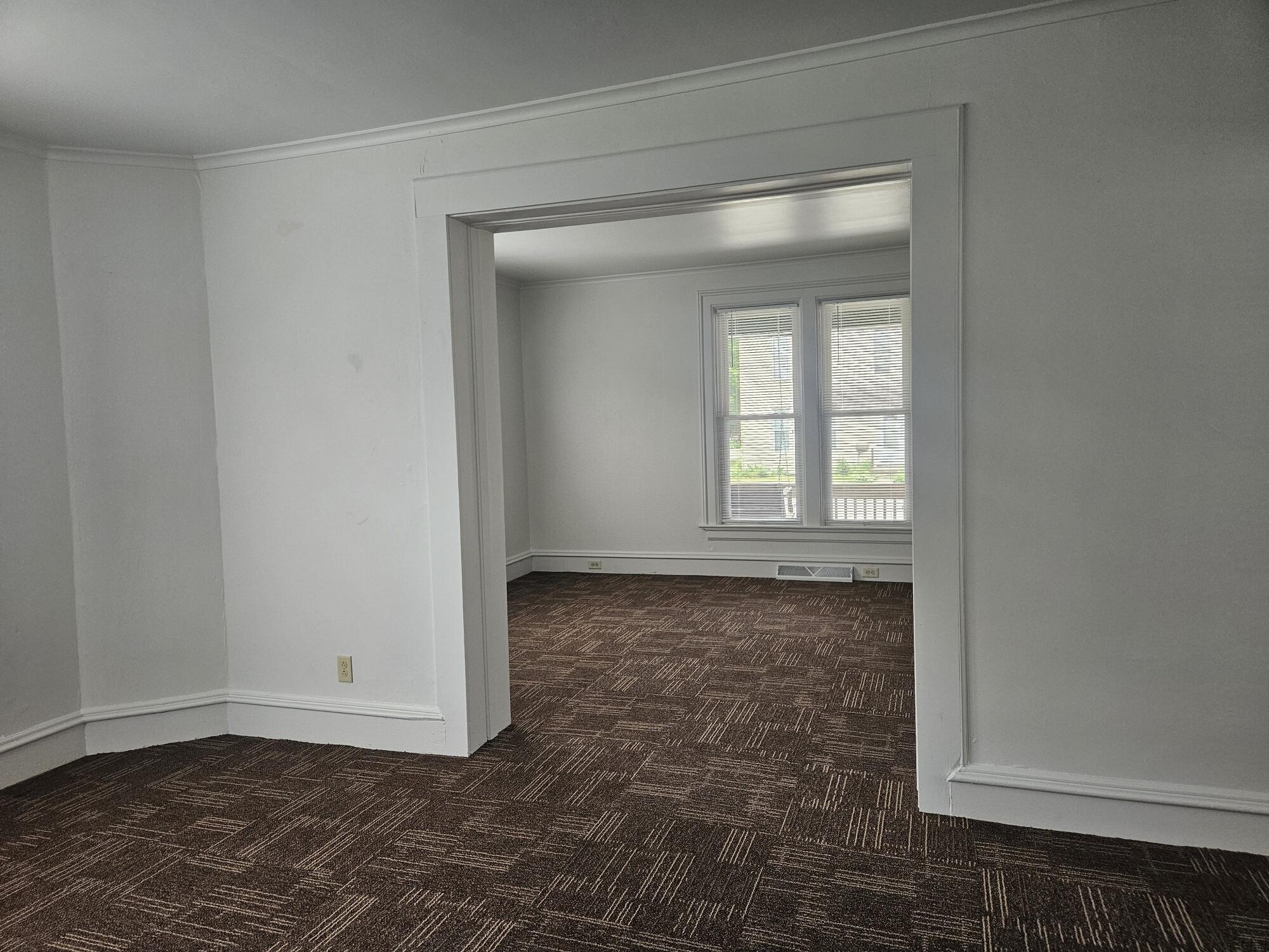 907 Tyler Street La Porte, IN 46350 - Photo 11 of 20 2000x1500