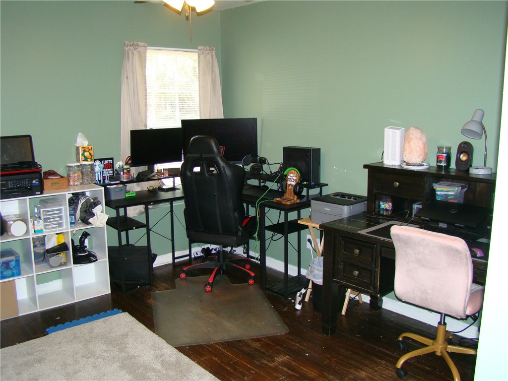 105 Eagles Nest Place Brunswick, GA 31525 - Photo 14 of 18 Bedroom 2