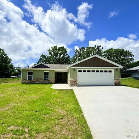$285,000 | 13244 Half Drive, Dixon, MO 65459