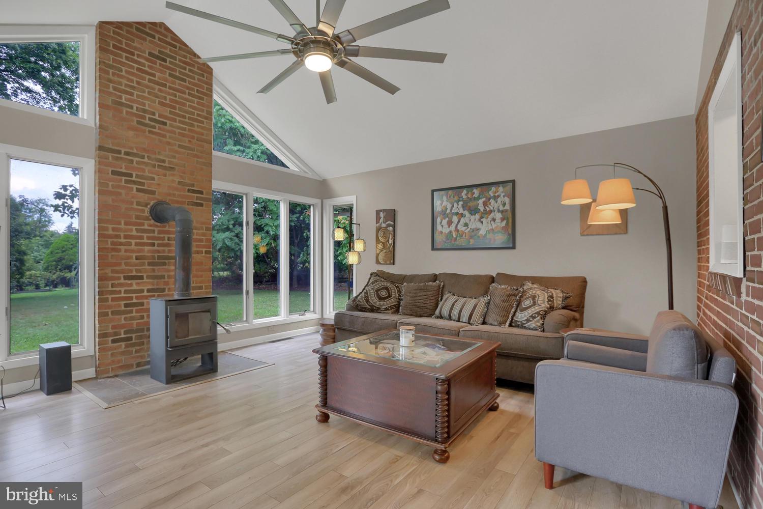 1612 Mitchell Road Harrisburg, PA 17110 - Photo 2 of 44 Gallery Image 2