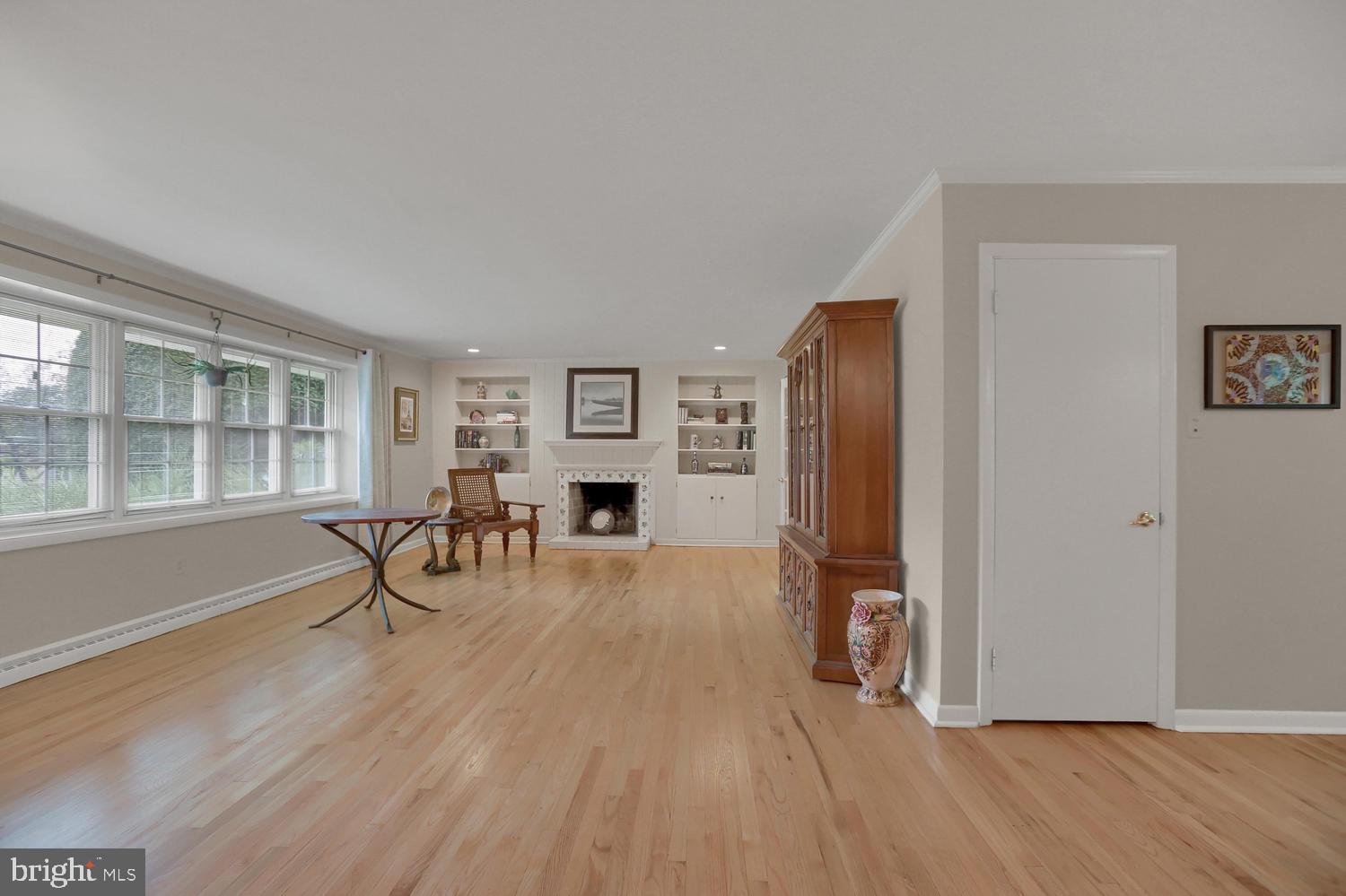 1612 Mitchell Road Harrisburg, PA 17110 - Photo 17 of 44 Gallery Image 17