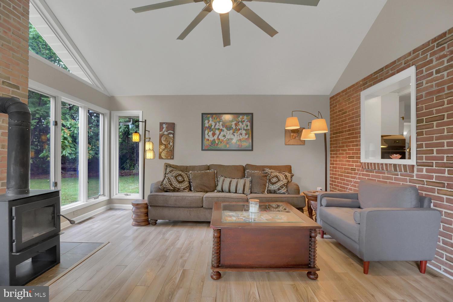1612 Mitchell Road Harrisburg, PA 17110 - Photo 3 of 44 Gallery Image 3
