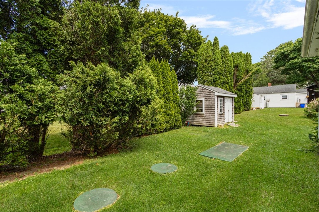 58 Springer Avenue Tiverton, RI 02878 - Photo 31 of 32