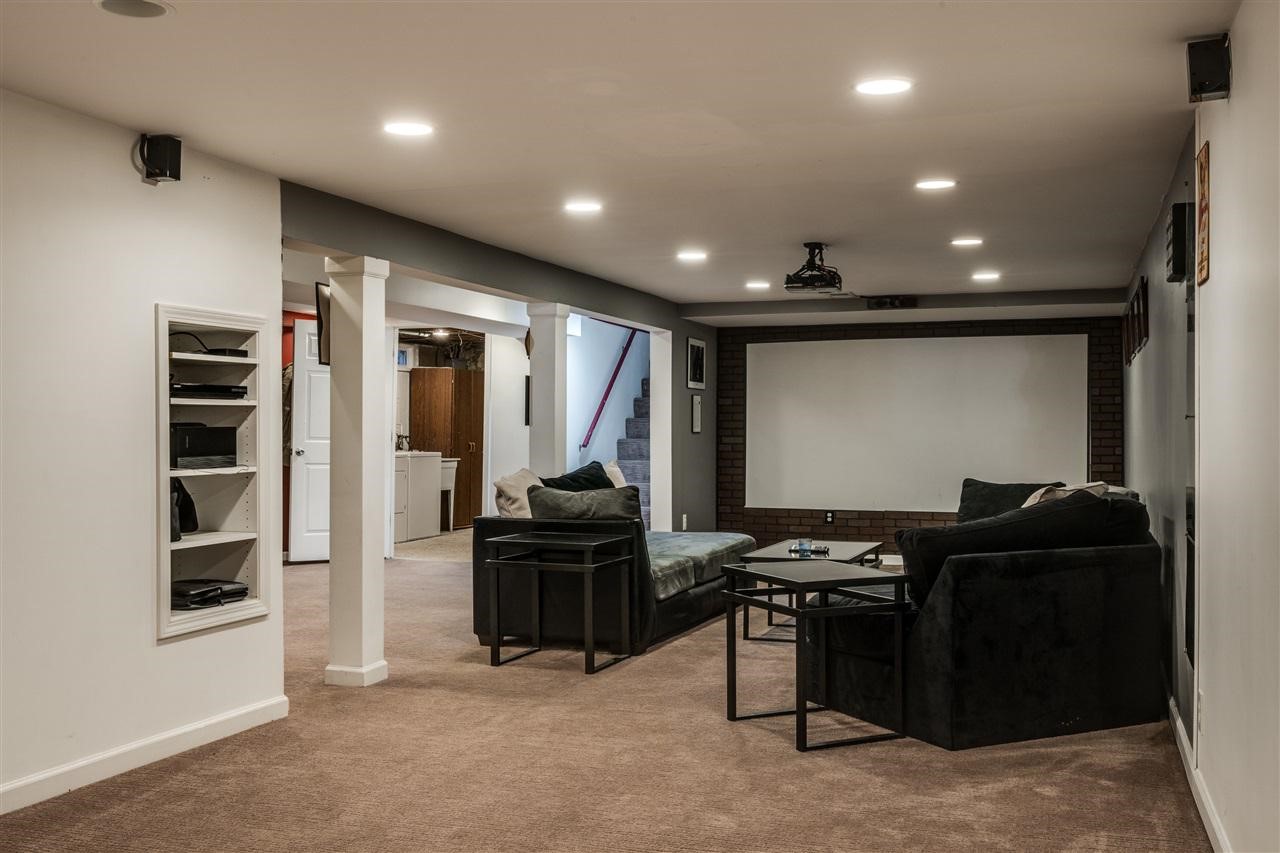 2174 Reid Road Flint, MI 48507 - Photo 21 of 33 21507533-20.JPG