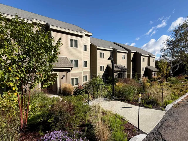 $630,000 | 130 Upper Snow Creek Road, Unit 93, Warren, VT 05674