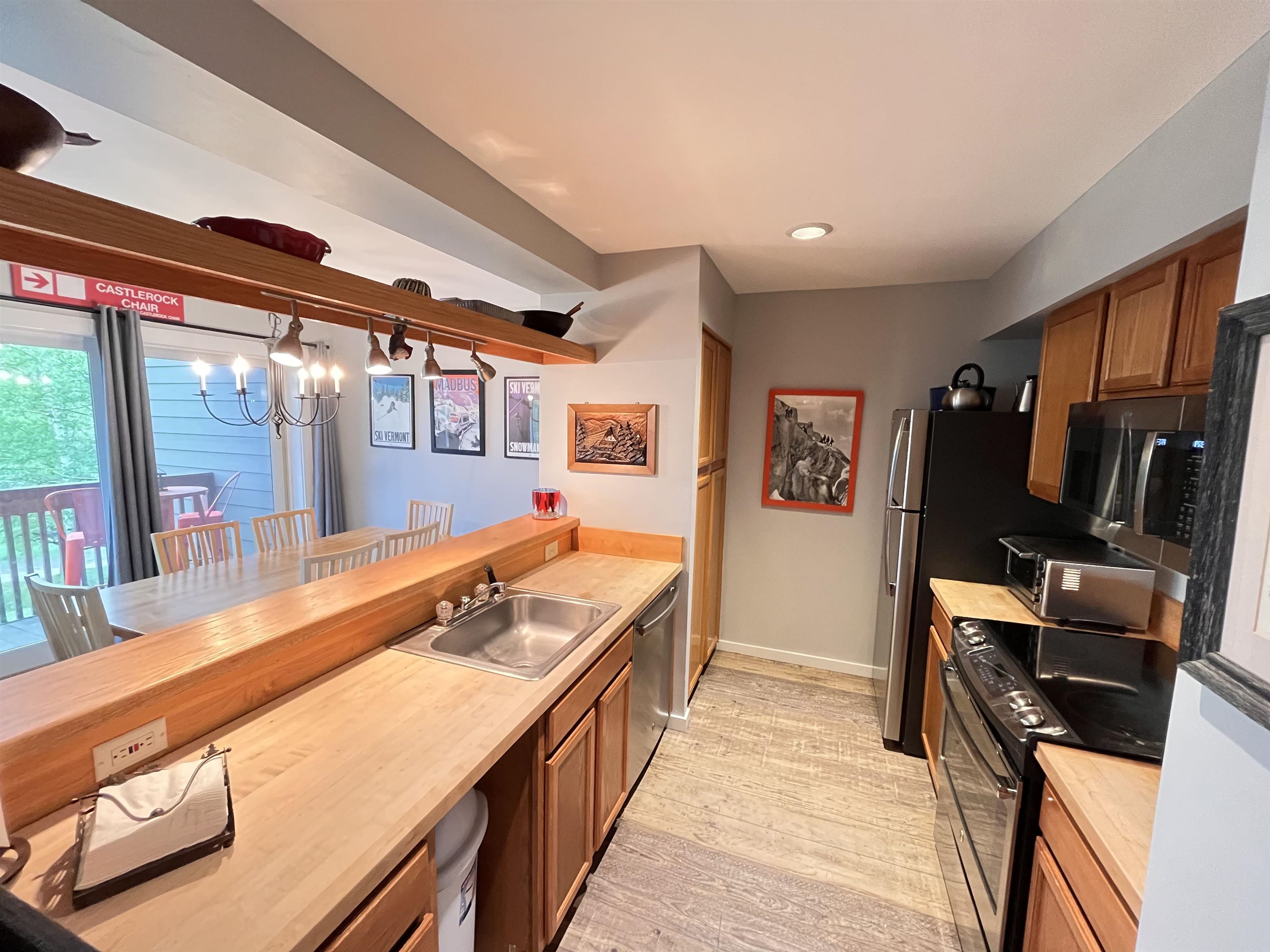 130 Upper Snow Creek Road, Unit 93 Warren, VT 05674 - Photo 15 of 38