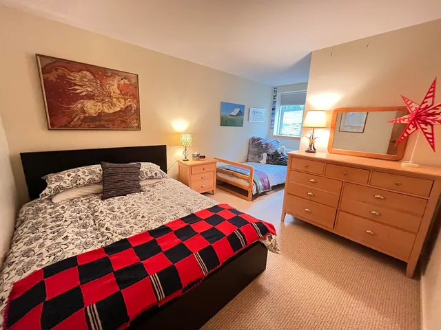 $630,000 | 130 Upper Snow Creek Road, Unit 93, Warren, VT 05674