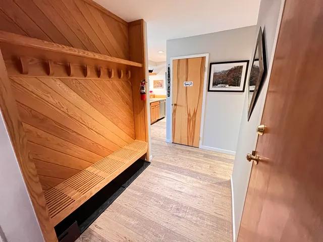 $630,000 | 130 Upper Snow Creek Road, Unit 93, Warren, VT 05674