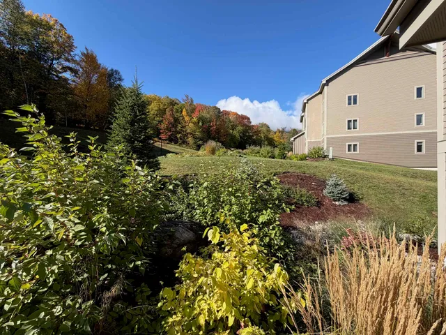 $630,000 | 130 Upper Snow Creek Road, Unit 93, Warren, VT 05674