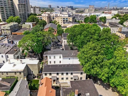 $830,000 | 11 8th Street, Unit 1, Cambridge, MA 02141
