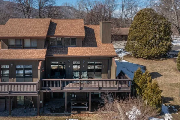 $625,000 | 94 Murray Hill Woods Road, Unit 64, Manchester, VT 05255