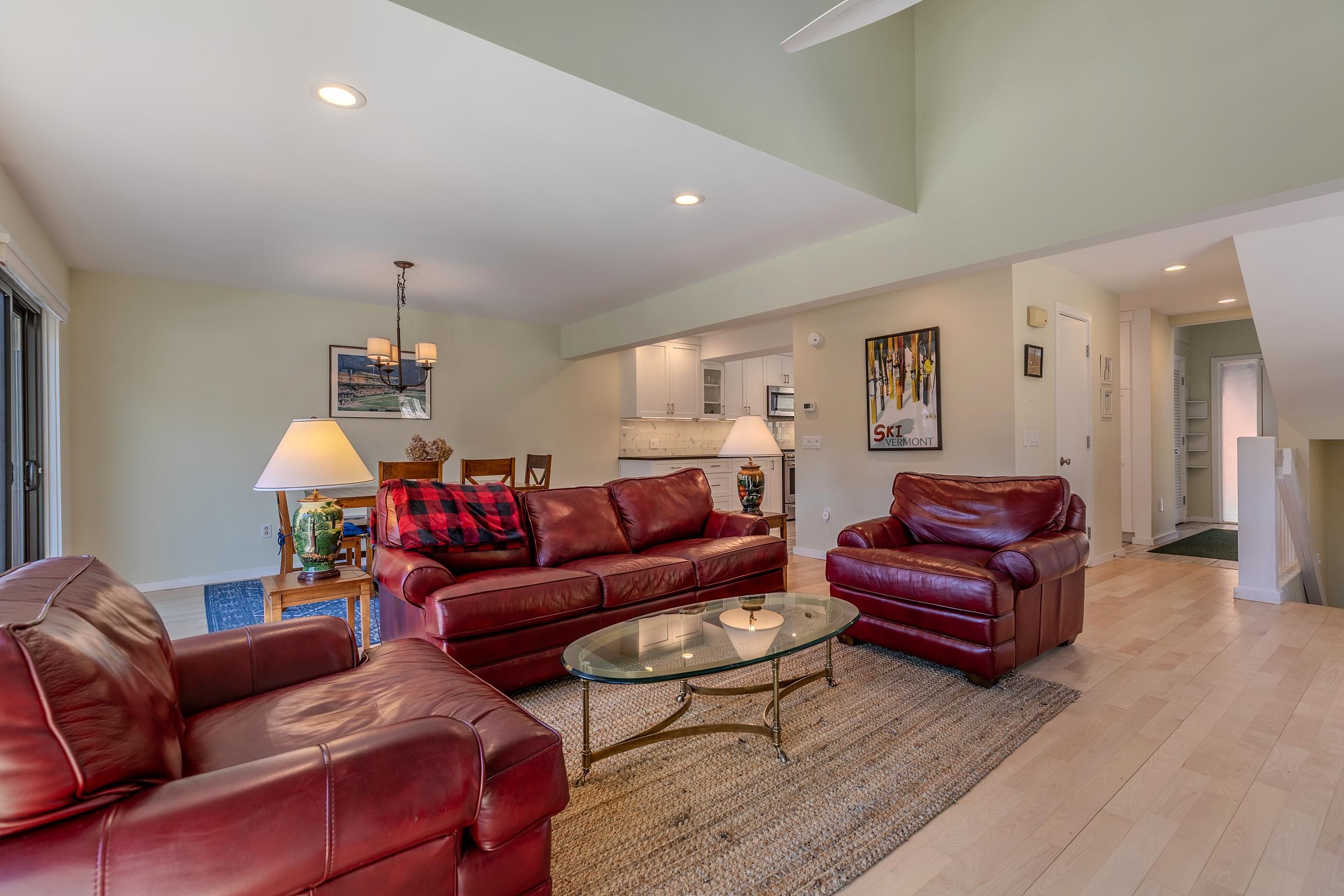 94 Murray Hill Woods Road, Unit 64 Manchester, VT 05255 - Photo 7 of 49