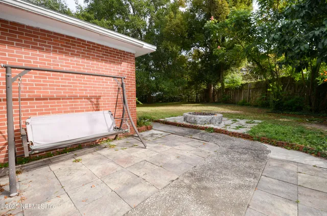 $1,700 | 2705 Southside Boulevard, Jacksonville, FL 32216