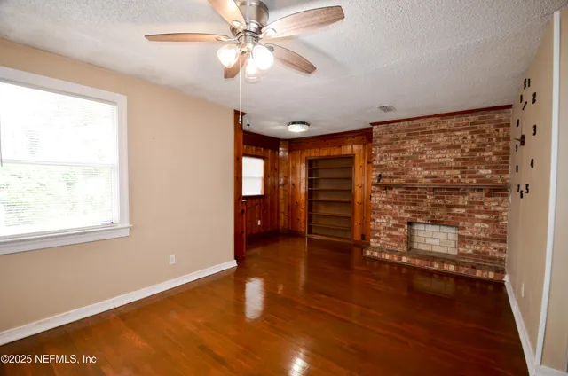 $1,700 | 2705 Southside Boulevard, Jacksonville, FL 32216