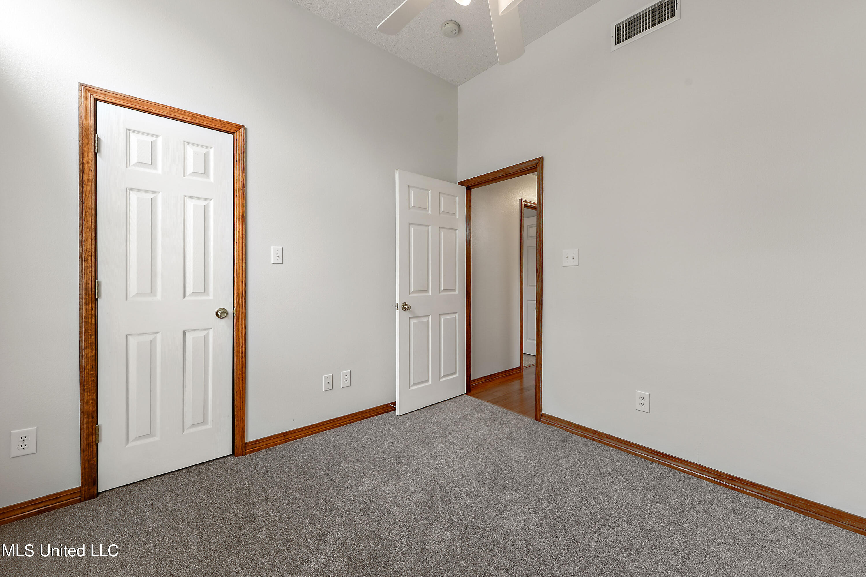 15300 Parker Road Biloxi, MS 39532 - Photo 19 of 24 Bedroom 3