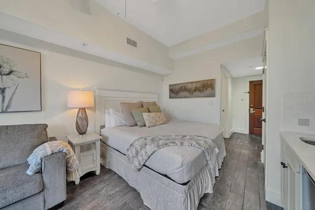 $224,000 | 9300 Baytowne Wharf Boulevard, Unit 525, Miramar Beach, FL 32550