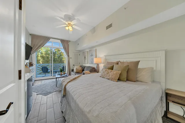 $224,000 | 9300 Baytowne Wharf Boulevard, Unit 525, Miramar Beach, FL 32550