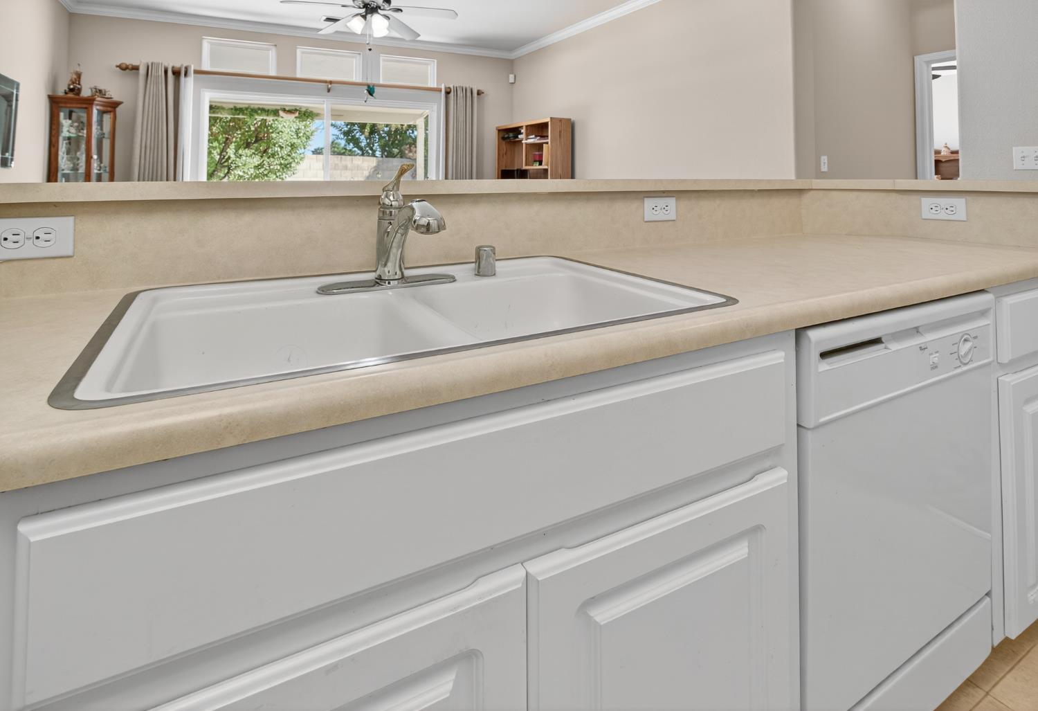 3200 Spring Garden Drive Turlock, CA 95382 - Photo 11 of 30 a close view of sink and tap