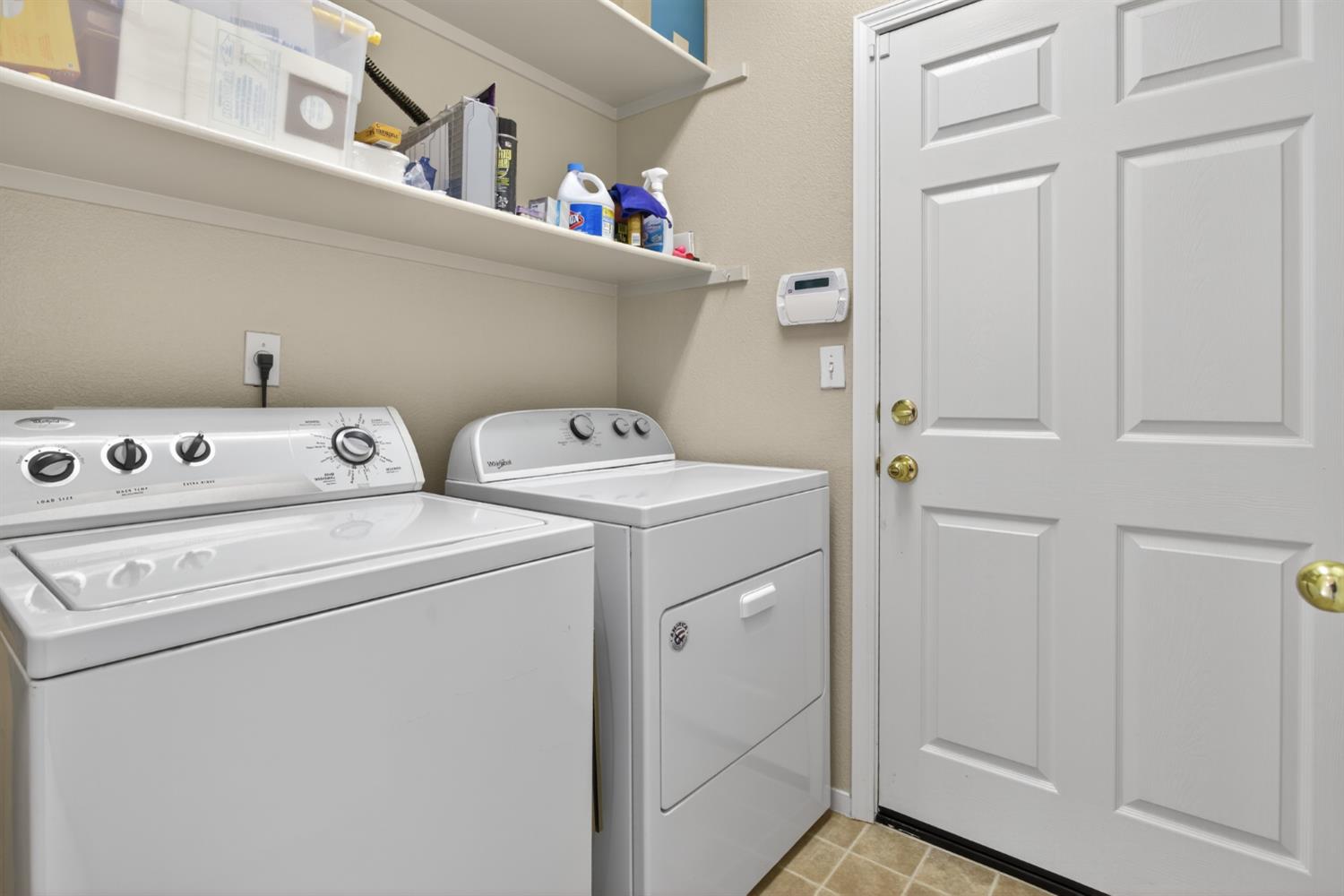 3200 Spring Garden Drive Turlock, CA 95382 - Photo 24 of 30 a utility room with dryer and washer