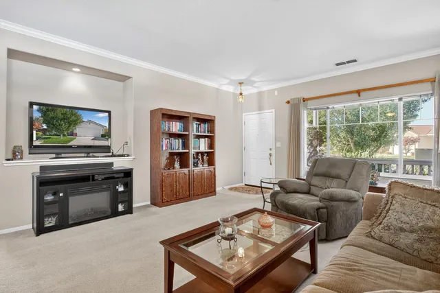 $395,000 | 3200 Spring Garden Drive, Turlock, CA 95382