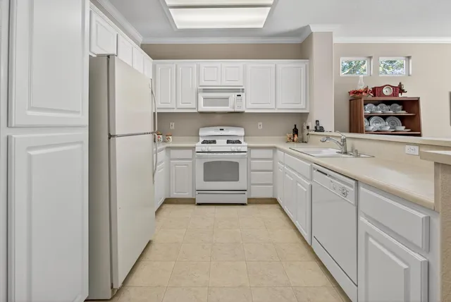 $395,000 | 3200 Spring Garden Drive, Turlock, CA 95382