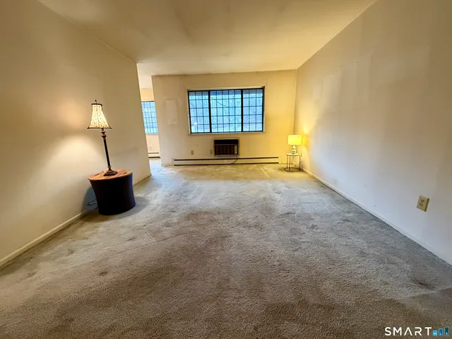 $219,999 | 125 Warner Hill Road, Unit 14, Stratford, CT 06614