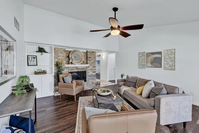 $624,000 | 3927 High Summit Drive, Dallas, TX 75244