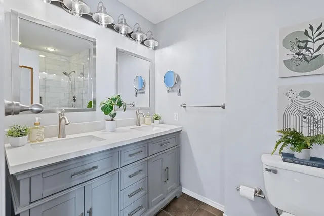 $624,000 | 3927 High Summit Drive, Dallas, TX 75244