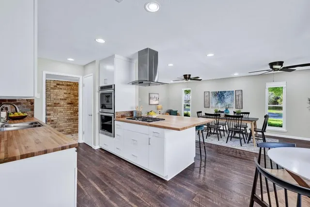 $624,000 | 3927 High Summit Drive, Dallas, TX 75244